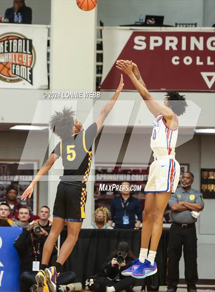 Thumbnail 1 in North Mecklenburg vs. Camden (Spalding Hoophall Classic) photogallery.