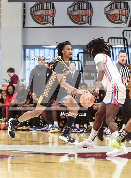 Thumbnail 1 in North Mecklenburg vs. Camden (Spalding Hoophall Classic) photogallery.