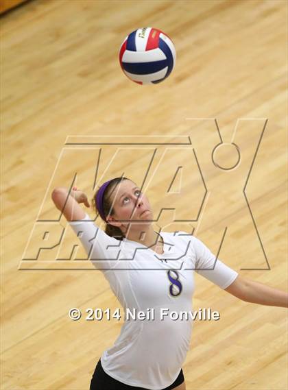 Thumbnail 2 in Denton vs Sachse (Texas Open) photogallery.
