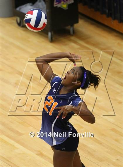 Thumbnail 3 in Denton vs Sachse (Texas Open) photogallery.