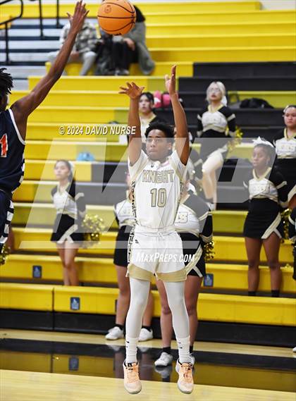 Thumbnail 3 in Knight vs. Cypress photogallery.