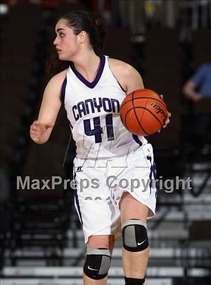 Thumbnail 2 in Canyon vs. Ozen (UIL 4A Semifinal) photogallery.
