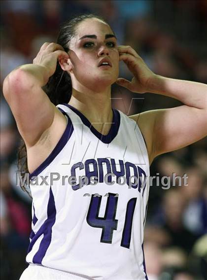 Thumbnail 3 in Canyon vs. Ozen (UIL 4A Semifinal) photogallery.