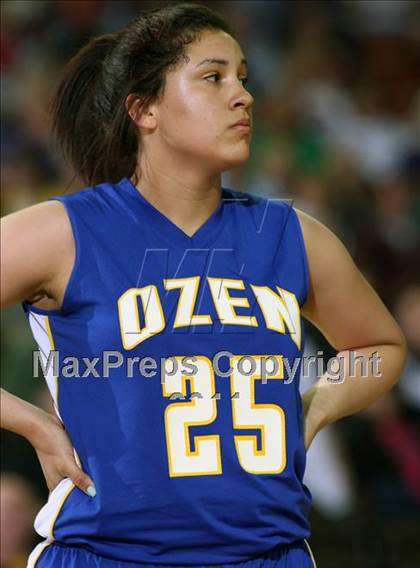 Thumbnail 1 in Canyon vs. Ozen (UIL 4A Semifinal) photogallery.