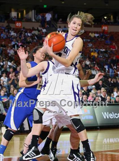 Thumbnail 1 in Canyon vs. Ozen (UIL 4A Semifinal) photogallery.