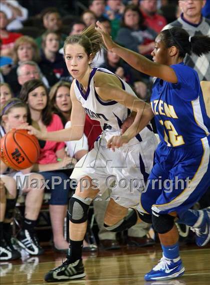 Thumbnail 1 in Canyon vs. Ozen (UIL 4A Semifinal) photogallery.