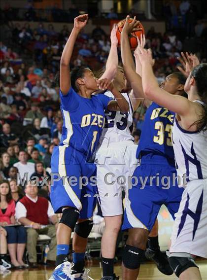 Thumbnail 1 in Canyon vs. Ozen (UIL 4A Semifinal) photogallery.
