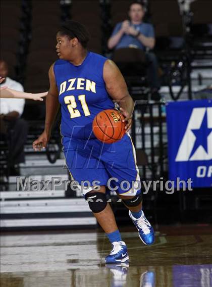 Thumbnail 3 in Canyon vs. Ozen (UIL 4A Semifinal) photogallery.