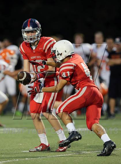 Thumbnail 2 in Boyd vs. Rockwall photogallery.