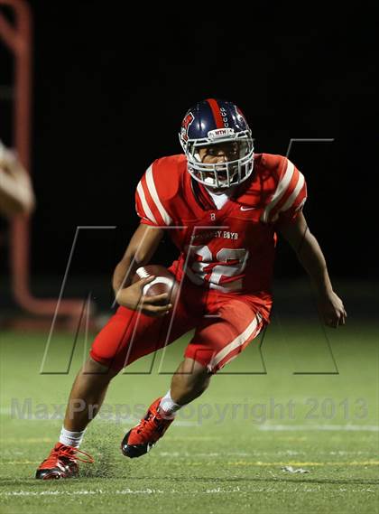 Thumbnail 2 in Boyd vs. Rockwall photogallery.