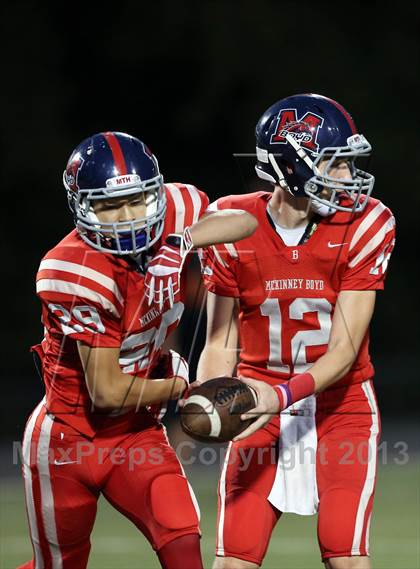 Thumbnail 3 in Boyd vs. Rockwall photogallery.
