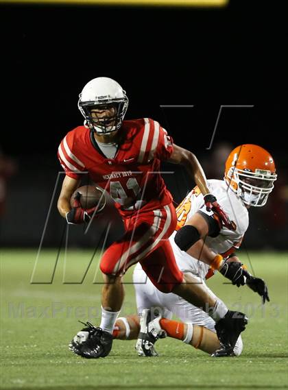 Thumbnail 2 in Boyd vs. Rockwall photogallery.