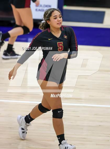 Thumbnail 3 in Clovis West vs. Clovis North (CIF-CS D1 Final) photogallery.