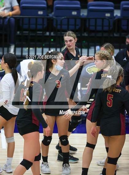 Thumbnail 3 in Clovis West vs. Clovis North (CIF-CS D1 Final) photogallery.