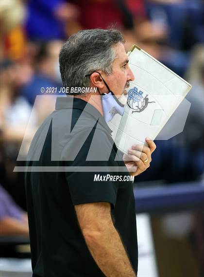 Thumbnail 1 in Clovis West vs. Clovis North (CIF-CS D1 Final) photogallery.