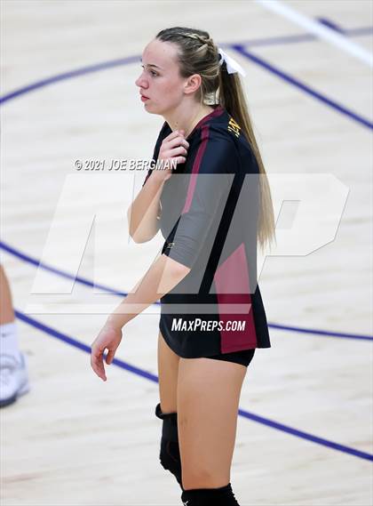 Thumbnail 1 in Clovis West vs. Clovis North (CIF-CS D1 Final) photogallery.