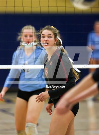 Thumbnail 2 in Clovis West vs. Clovis North (CIF-CS D1 Final) photogallery.