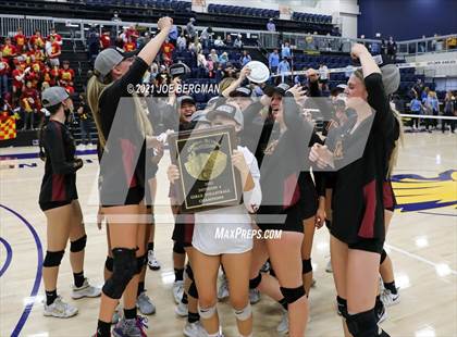 Thumbnail 1 in Clovis West vs. Clovis North (CIF-CS D1 Final) photogallery.