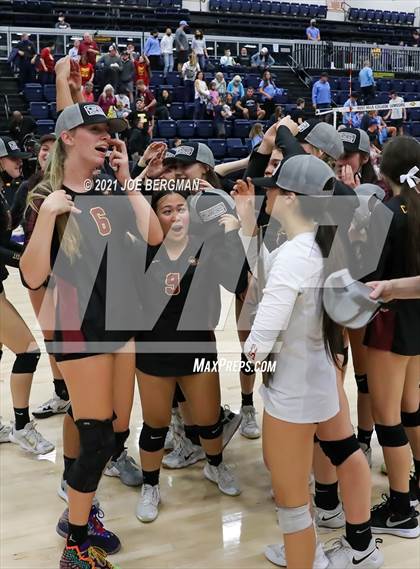 Thumbnail 2 in Clovis West vs. Clovis North (CIF-CS D1 Final) photogallery.
