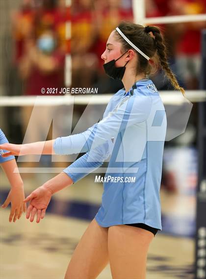 Thumbnail 3 in Clovis West vs. Clovis North (CIF-CS D1 Final) photogallery.
