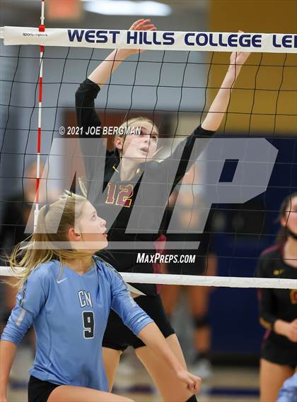 Thumbnail 1 in Clovis West vs. Clovis North (CIF-CS D1 Final) photogallery.