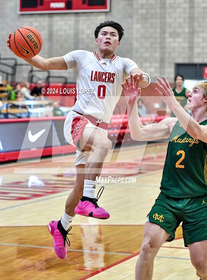 Thumbnail 1 in Mira Costa vs. Orange Lutheran (Nike Extravaganza) photogallery.