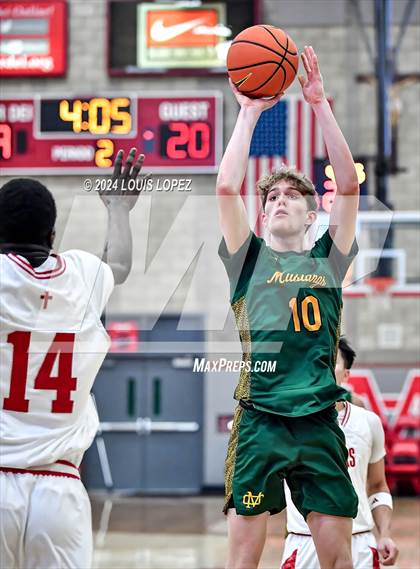 Thumbnail 2 in Mira Costa vs. Orange Lutheran (Nike Extravaganza) photogallery.