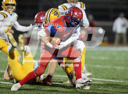 Thumbnail 3 in West Jefferson vs Fort Frye (OHSAA D6 Regional Final) photogallery.