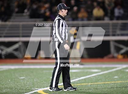 Thumbnail 3 in West Jefferson vs Fort Frye (OHSAA D6 Regional Final) photogallery.