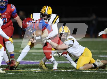 Thumbnail 3 in West Jefferson vs Fort Frye (OHSAA D6 Regional Final) photogallery.