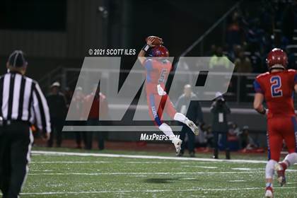 Thumbnail 2 in West Jefferson vs Fort Frye (OHSAA D6 Regional Final) photogallery.