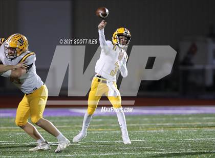Thumbnail 3 in West Jefferson vs Fort Frye (OHSAA D6 Regional Final) photogallery.