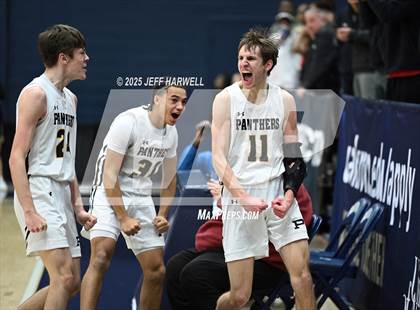 Thumbnail 3 in Perry vs. Harding (OHSAA Division 2 Regional Semifinal) photogallery.