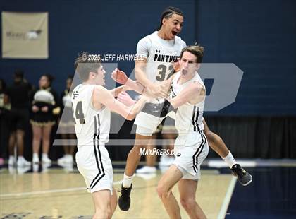 Thumbnail 3 in Perry vs. Harding (OHSAA Division 2 Regional Semifinal) photogallery.