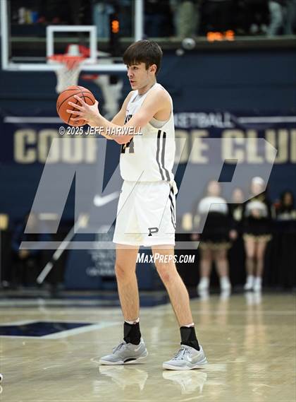 Thumbnail 2 in Perry vs. Harding (OHSAA Division 2 Regional Semifinal) photogallery.