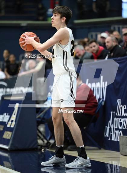 Thumbnail 3 in Perry vs. Harding (OHSAA Division 2 Regional Semifinal) photogallery.