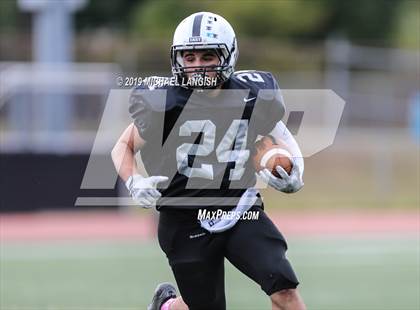 Thumbnail 2 in Toms River East @ Matawan Regional photogallery.