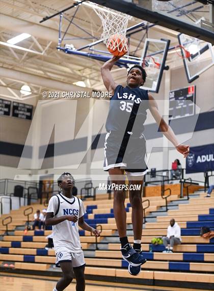 Thumbnail 3 in North Cobb Christian vs. Marietta (Lemon Street Classic) photogallery.