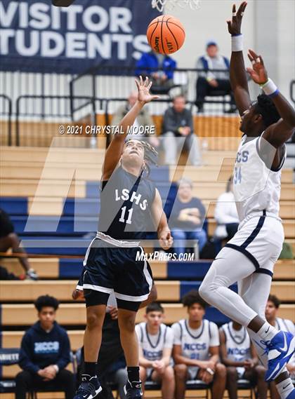 Thumbnail 2 in North Cobb Christian vs. Marietta (Lemon Street Classic) photogallery.