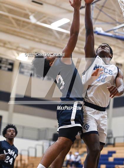 Thumbnail 2 in North Cobb Christian vs. Marietta (Lemon Street Classic) photogallery.