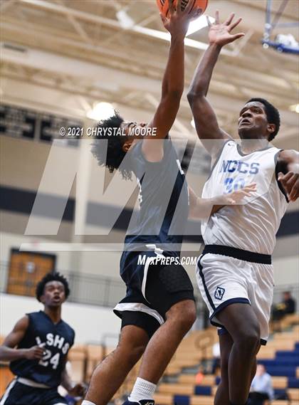 Thumbnail 1 in North Cobb Christian vs. Marietta (Lemon Street Classic) photogallery.