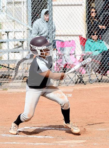 Thumbnail 3 in Cimarron-Memorial vs Faith Lutheran photogallery.