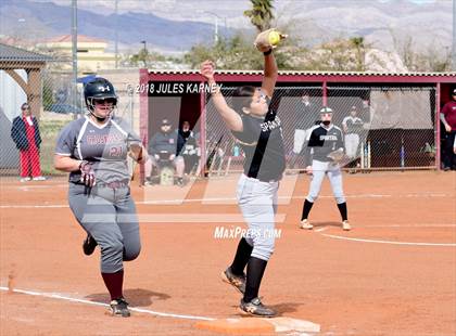 Thumbnail 2 in Cimarron-Memorial vs Faith Lutheran photogallery.