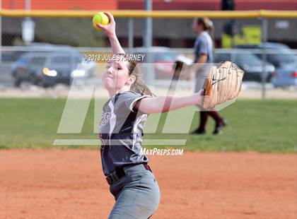 Thumbnail 2 in Cimarron-Memorial vs Faith Lutheran photogallery.