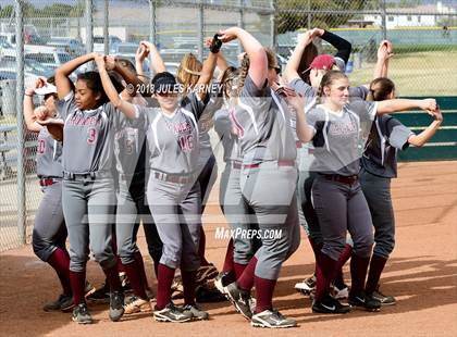 Thumbnail 3 in Cimarron-Memorial vs Faith Lutheran photogallery.