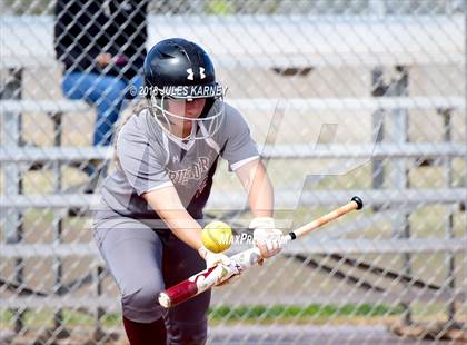 Thumbnail 2 in Cimarron-Memorial vs Faith Lutheran photogallery.