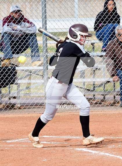 Thumbnail 2 in Cimarron-Memorial vs Faith Lutheran photogallery.