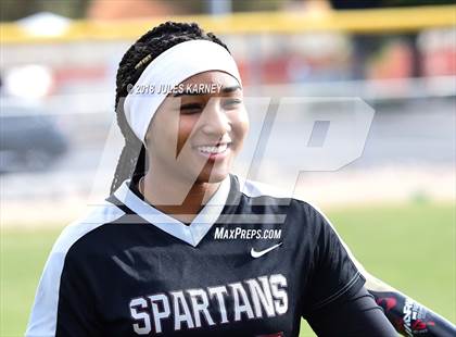 Thumbnail 3 in Cimarron-Memorial vs Faith Lutheran photogallery.