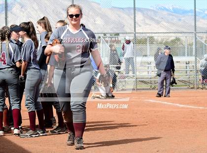 Thumbnail 2 in Cimarron-Memorial vs Faith Lutheran photogallery.