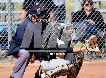 Thumbnail 2 in Cimarron-Memorial vs Faith Lutheran photogallery.